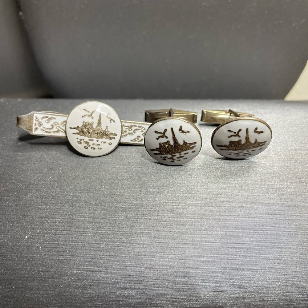 White Enamel Siam Sterling Cuff Links & Tie Clip Vintage Ships In Water